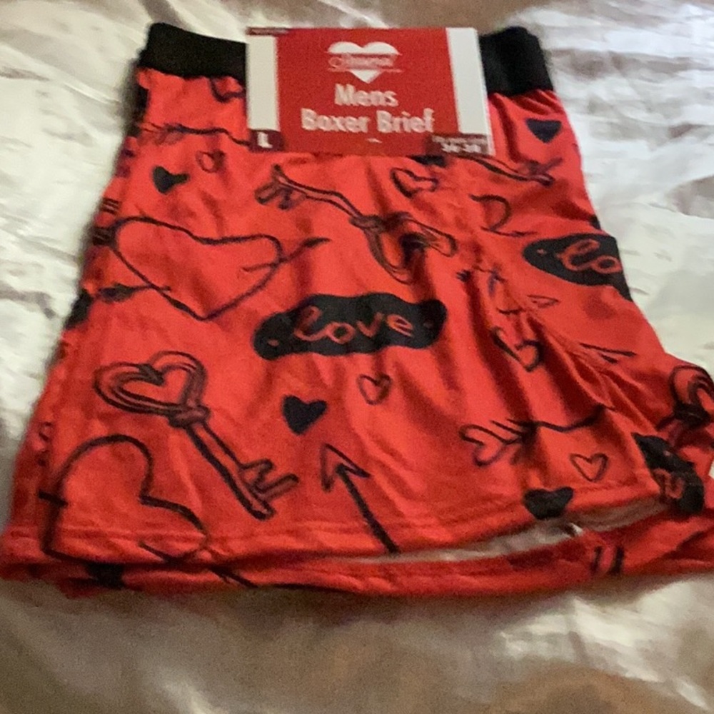 ❤️🖤NWT Sexy Mens Boxer Brief Size Large (36-38)
Fun To Wear / Makes Perfect Gift